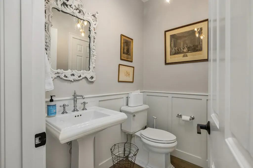 253 Odiorne Point Road Portsmouth NH 03801