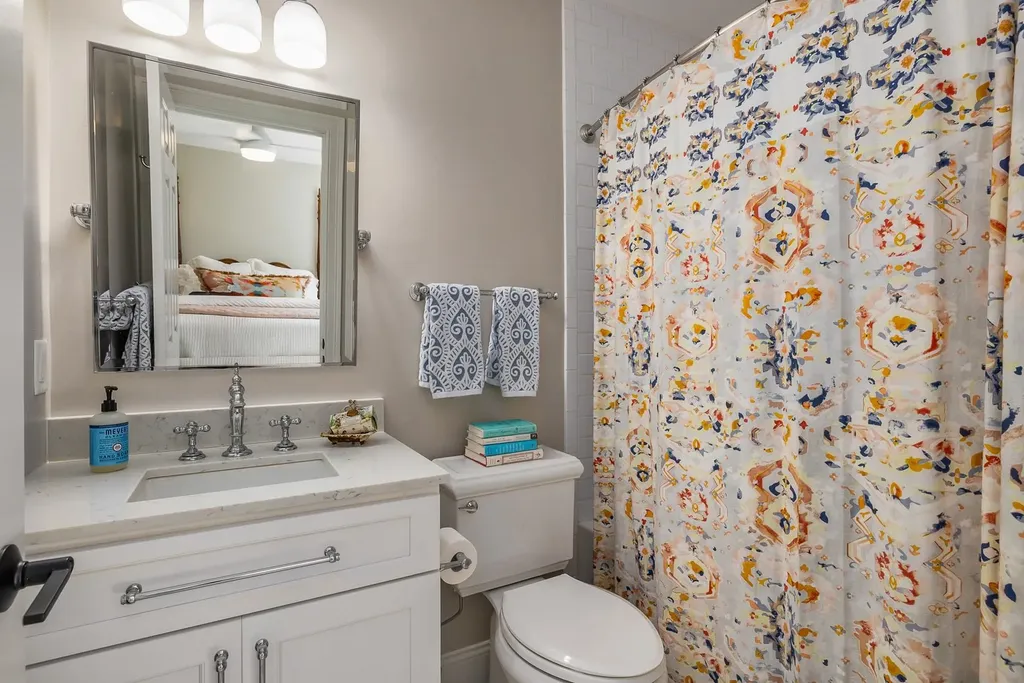 253 Odiorne Point Road Portsmouth NH 03801