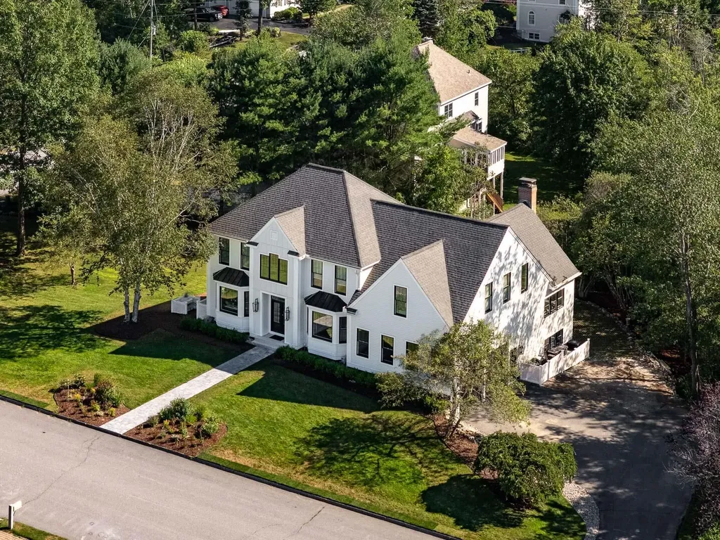 253 Odiorne Point Road Portsmouth NH 03801