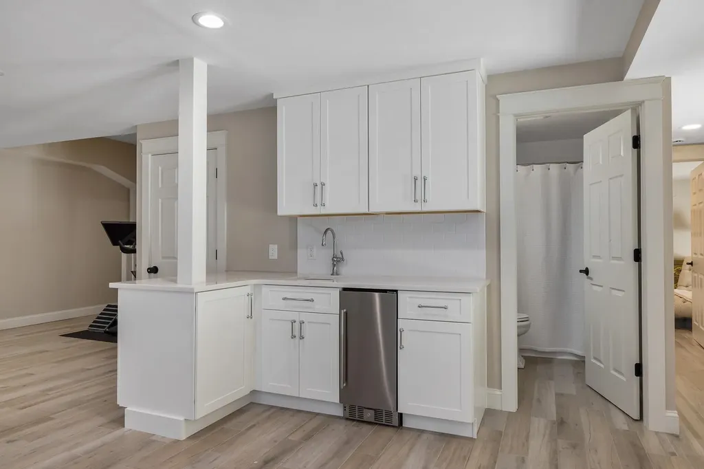 253 Odiorne Point Road Portsmouth NH 03801