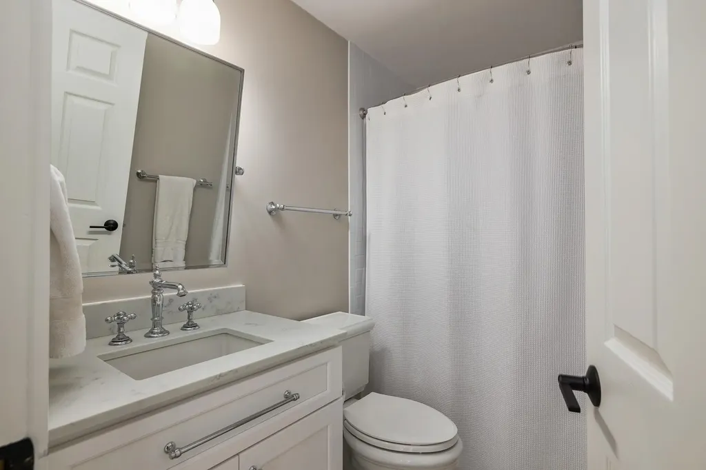 253 Odiorne Point Road Portsmouth NH 03801