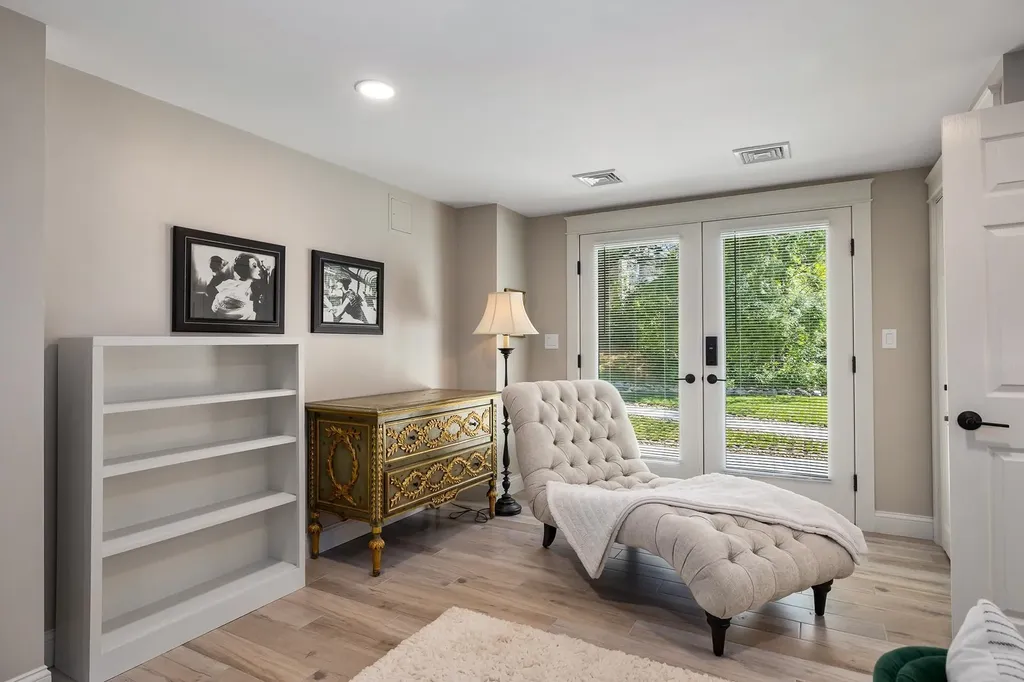 253 Odiorne Point Road Portsmouth NH 03801