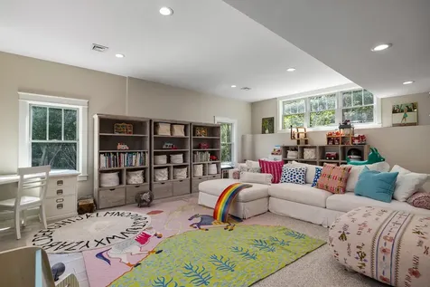 253 Odiorne Point Road Portsmouth NH 03801