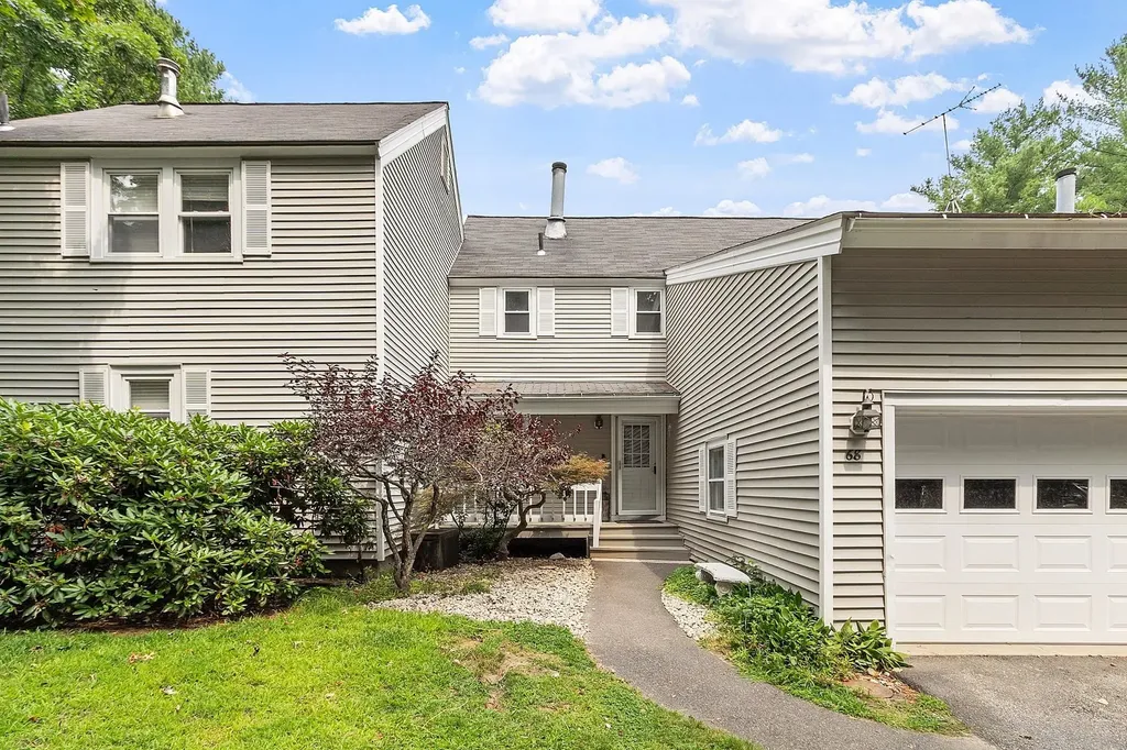 68 Winding Pond Road Londonderry NH 03053
