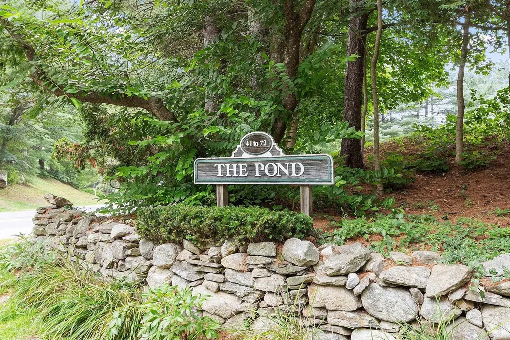 68 Winding Pond Road Londonderry NH 03053