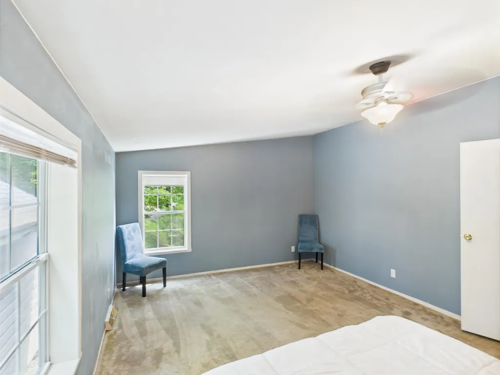 27 Deer Run Lane Northwood NH 03261
