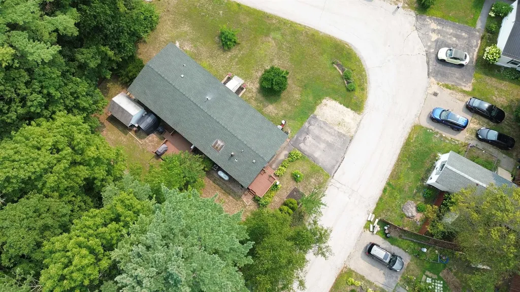 27 Deer Run Lane Northwood NH 03261