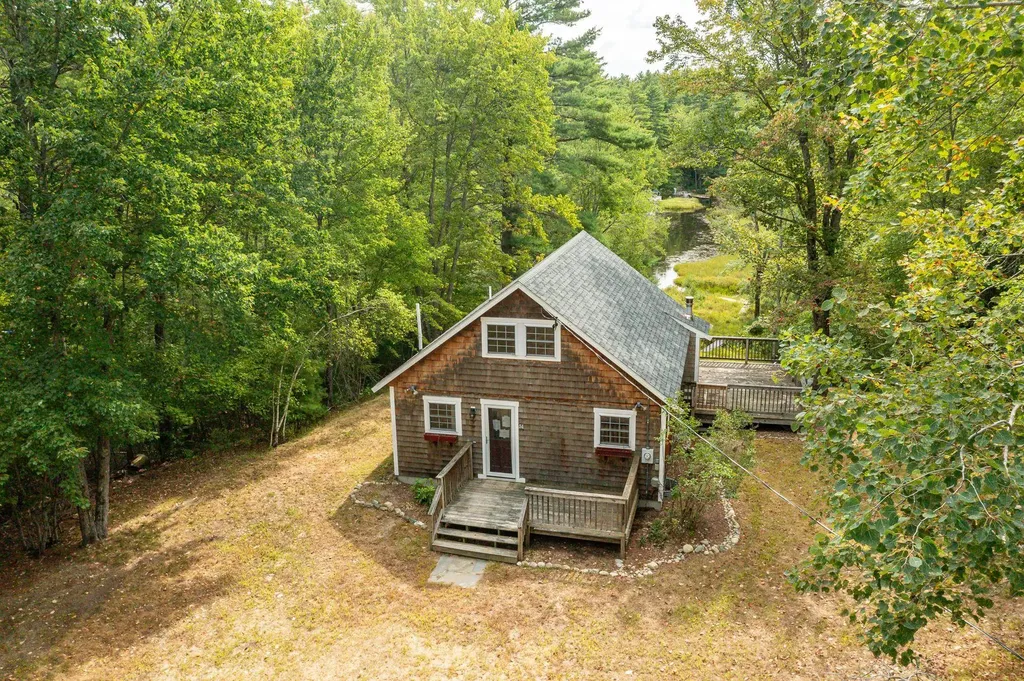 51 Mill Pond Road Wakefield NH 03830