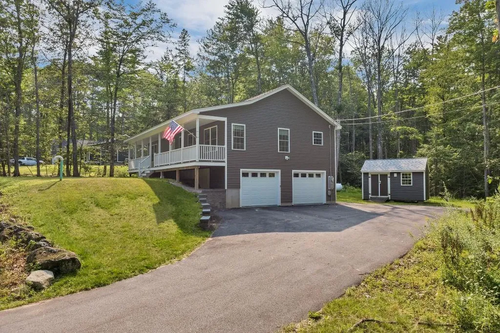 729 Old Wolfeboro Road Alton NH 03809