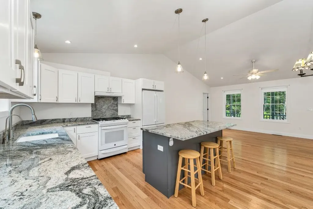 729 Old Wolfeboro Road Alton NH 03809