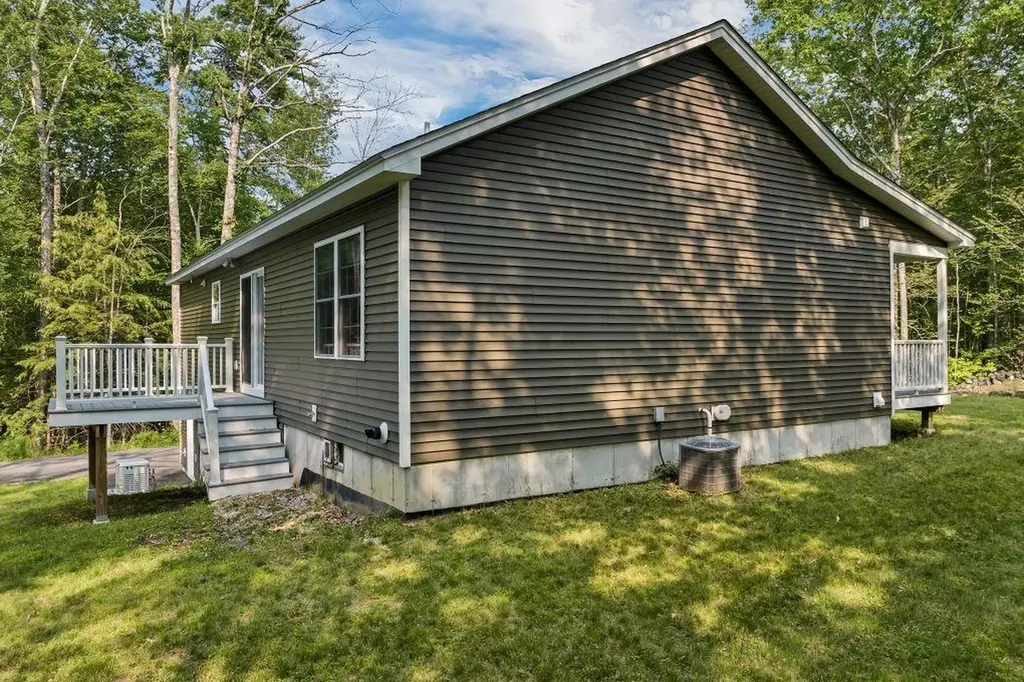 729 Old Wolfeboro Road Alton NH 03809