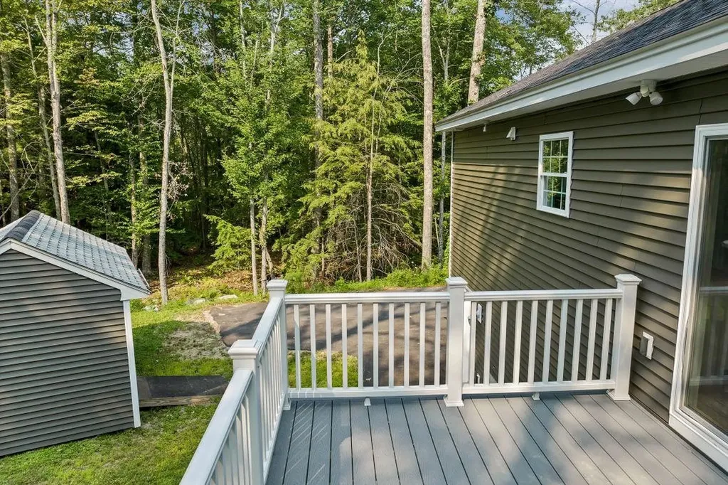 729 Old Wolfeboro Road Alton NH 03809