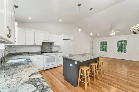 729 Old Wolfeboro Road Alton NH 03809