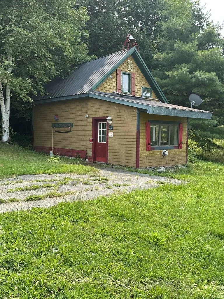 147 Pope Road Lowell VT 05847