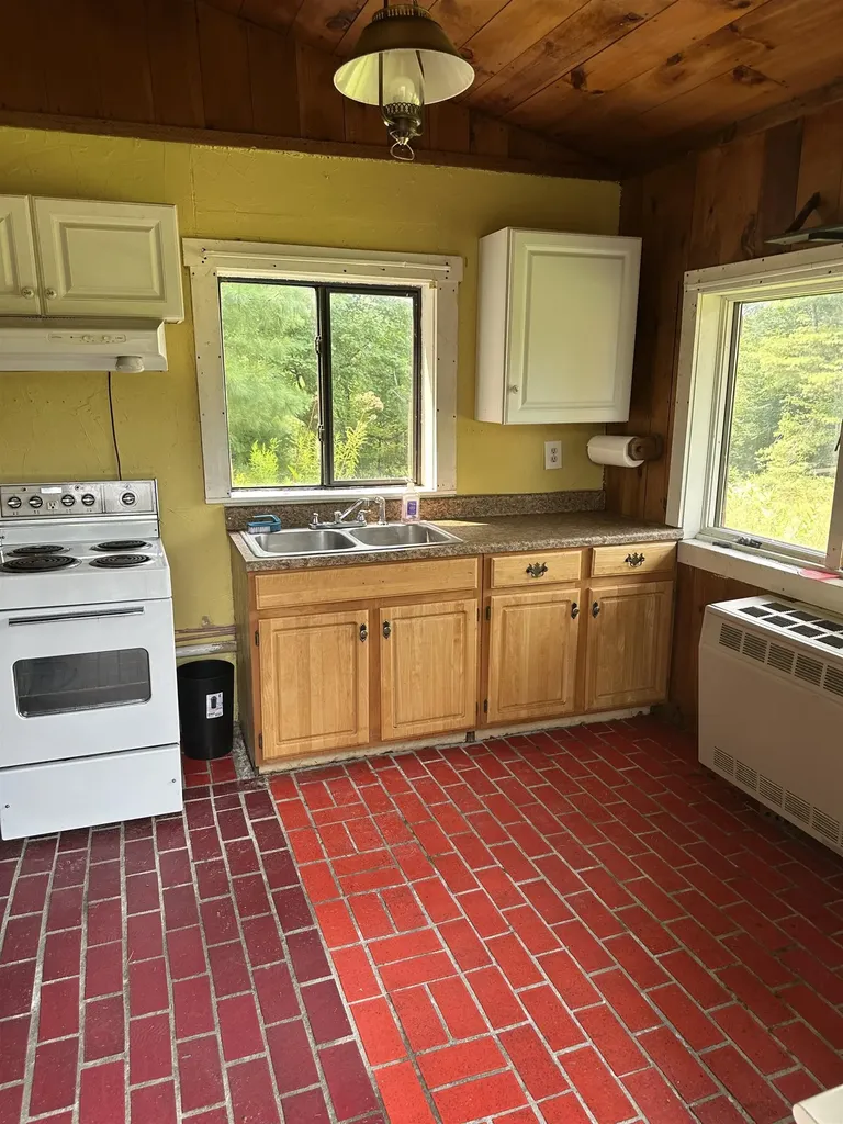 147 Pope Road Lowell VT 05847