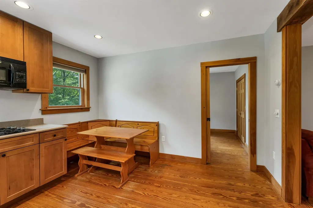 151-155 Mill Brook Road Thornton NH 02385