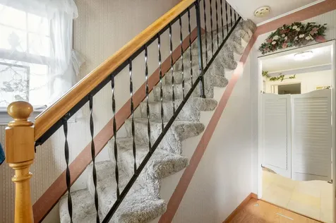 13 2nd Street Gorham NH 03581