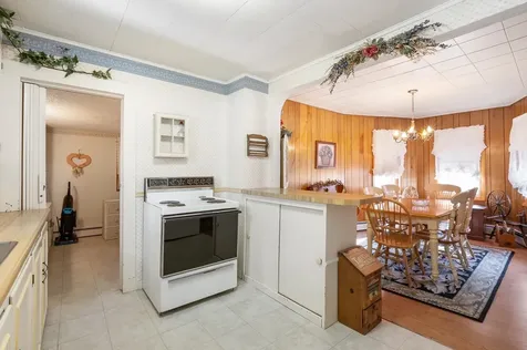 13 2nd Street Gorham NH 03581