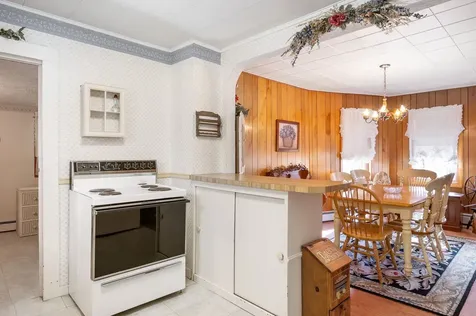 13 2nd Street Gorham NH 03581