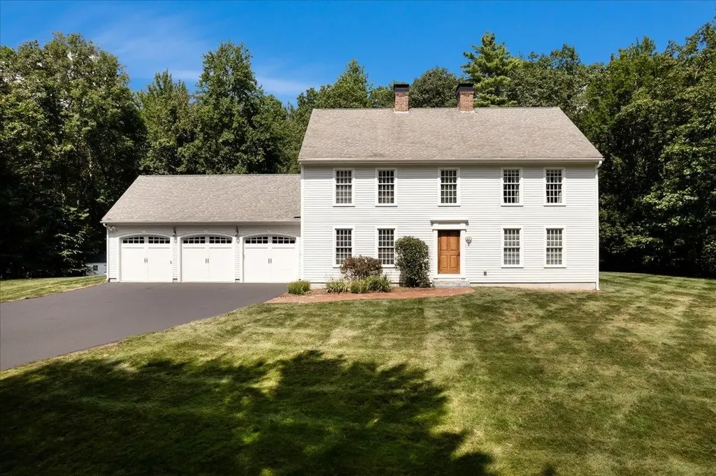 169 Plummer Hill Road Henniker NH 03242