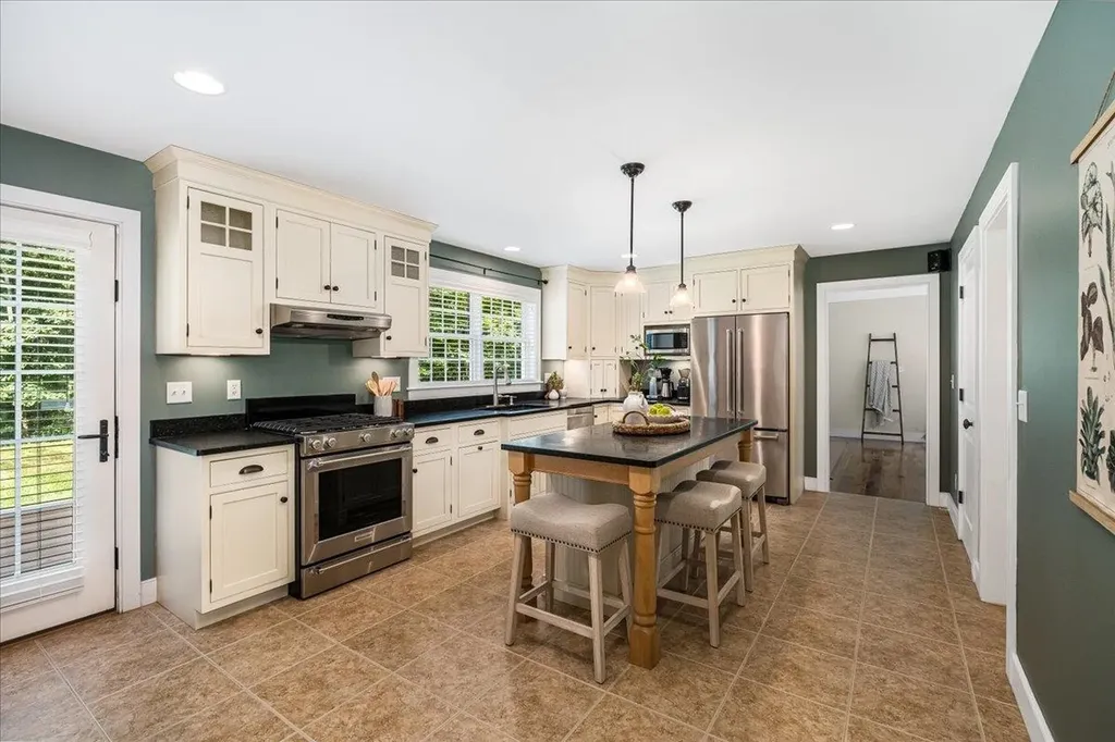 169 Plummer Hill Road Henniker NH 03242