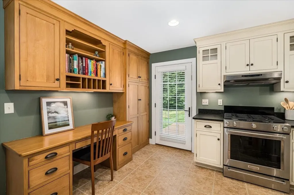 169 Plummer Hill Road Henniker NH 03242