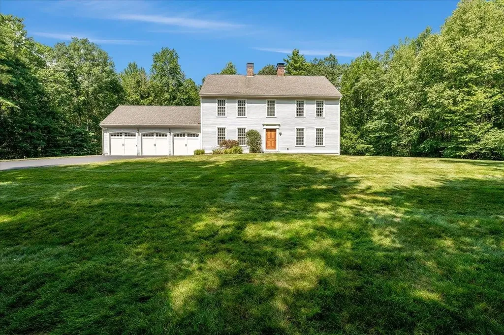 169 Plummer Hill Road Henniker NH 03242