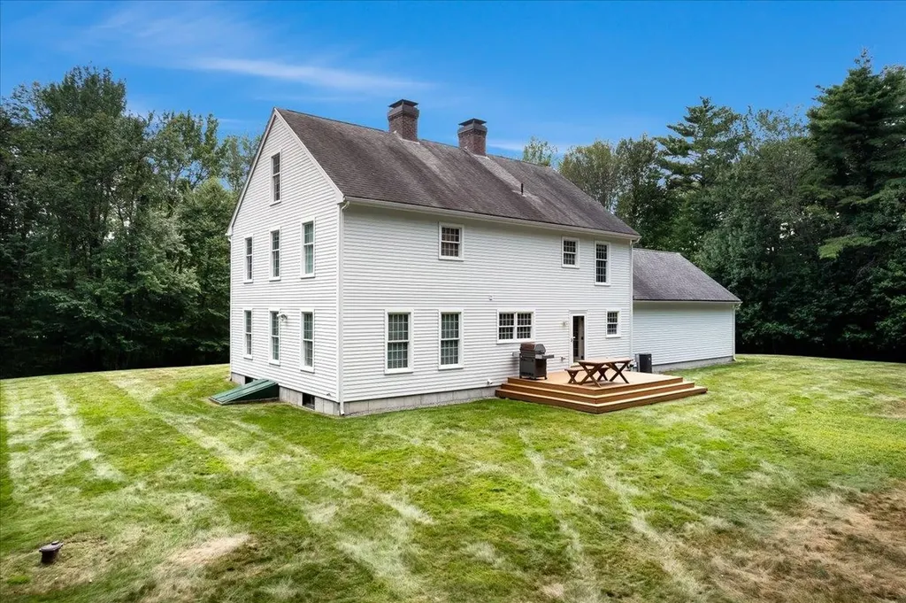 169 Plummer Hill Road Henniker NH 03242