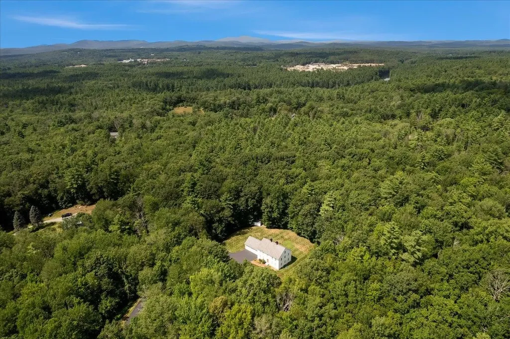 169 Plummer Hill Road Henniker NH 03242