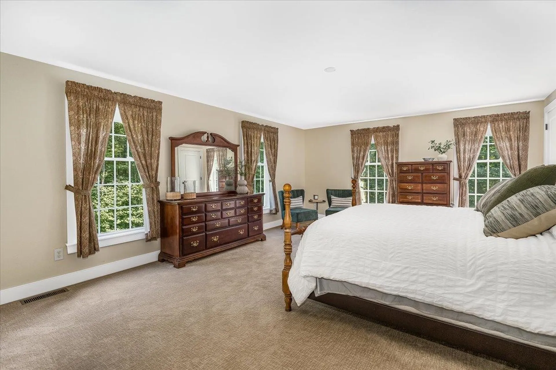 169 Plummer Hill Road Henniker NH 03242