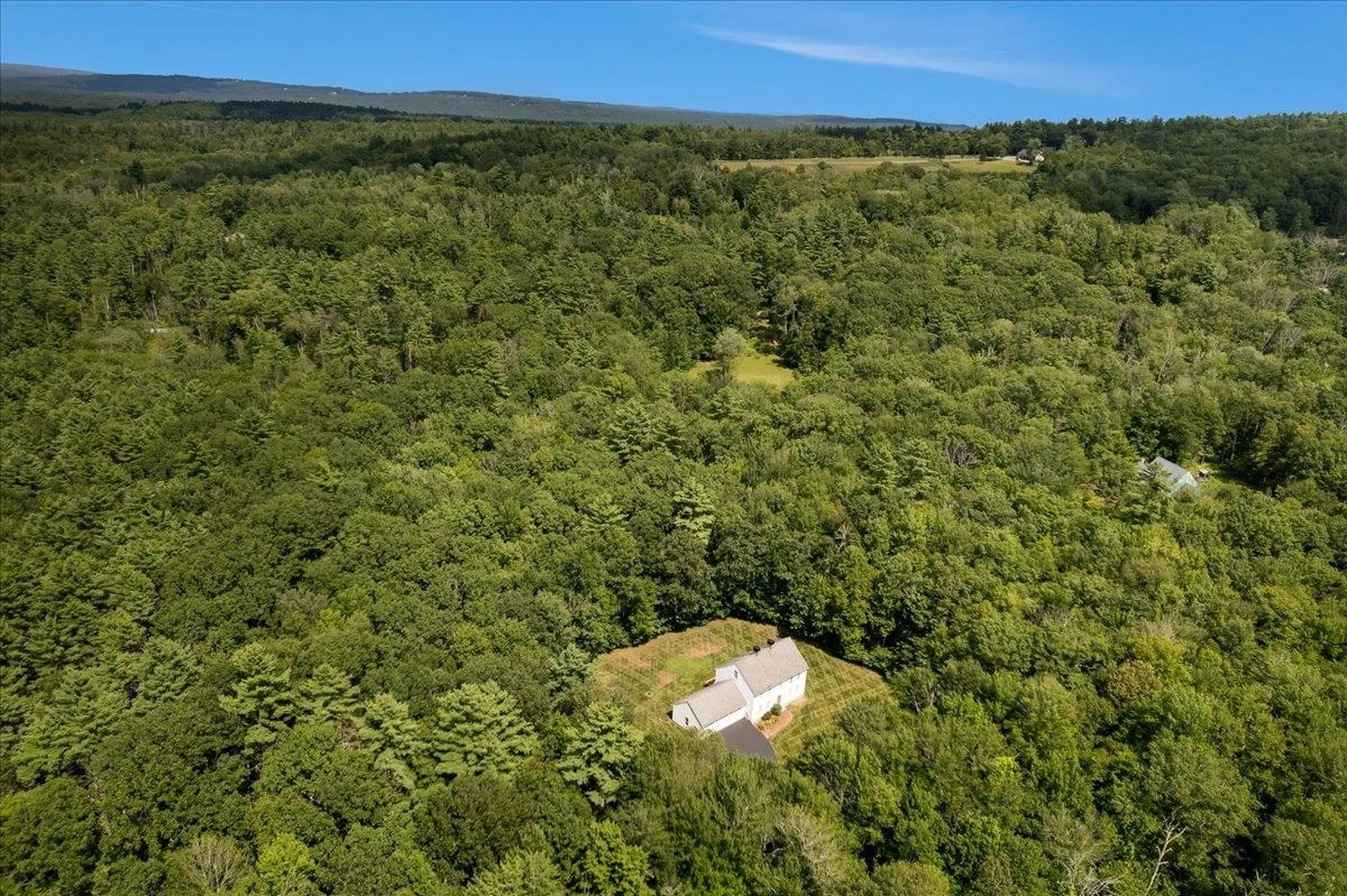 169 Plummer Hill Road Henniker NH 03242