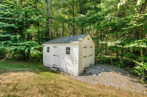 169 Plummer Hill Road Henniker NH 03242