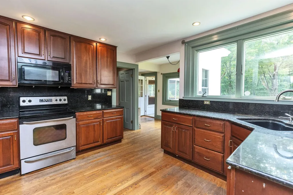 75 Main Street Jaffrey NH 03452