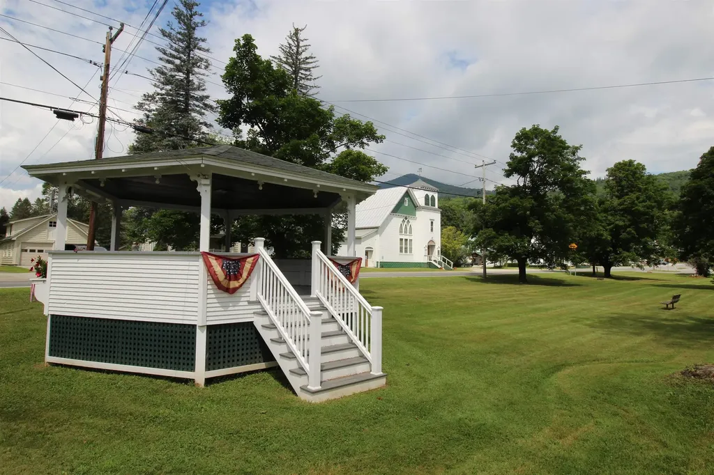 360 Liberty Hill Road Pittsfield VT 05762