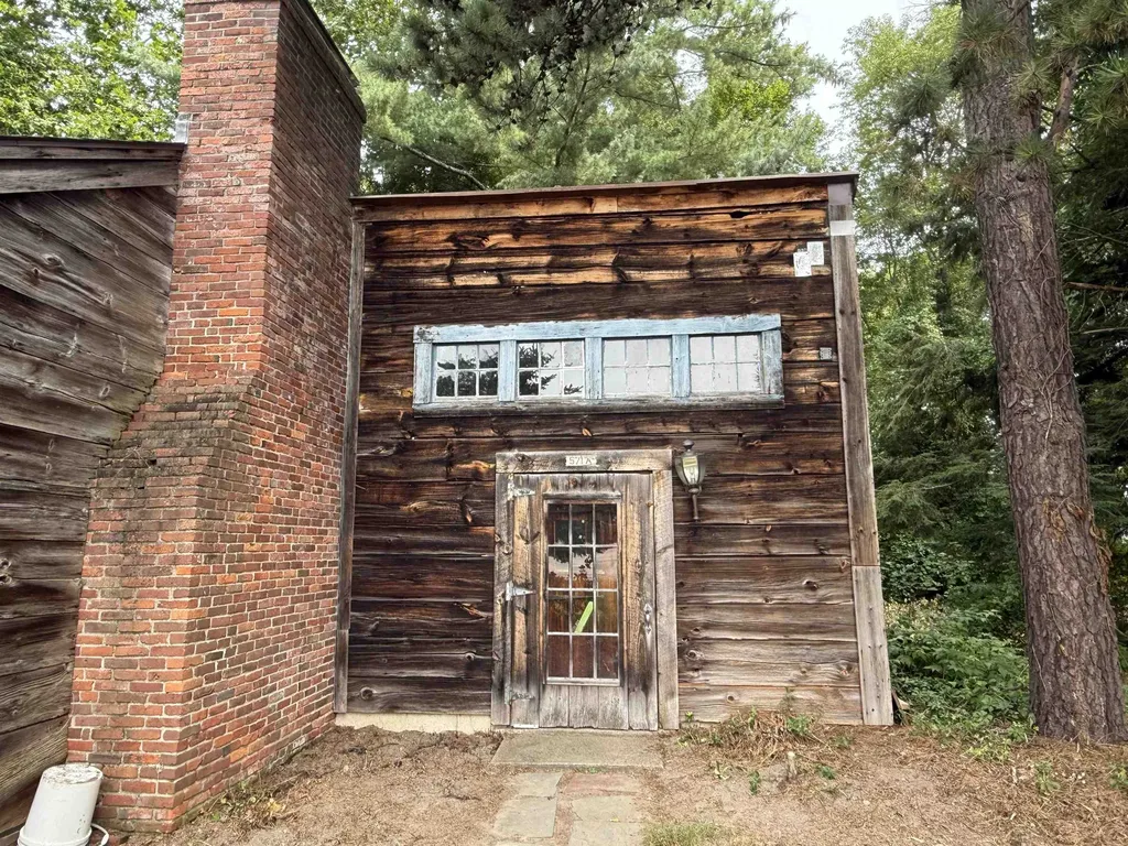 571 Elm Street Milford NH 03055