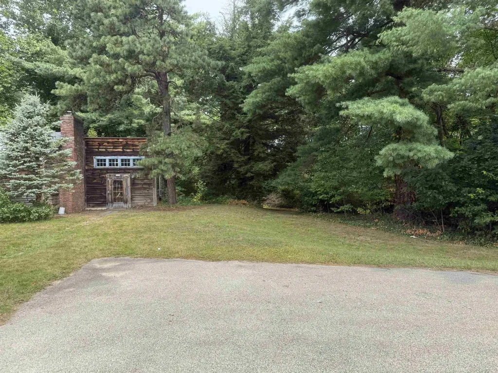 571 Elm Street Milford NH 03055