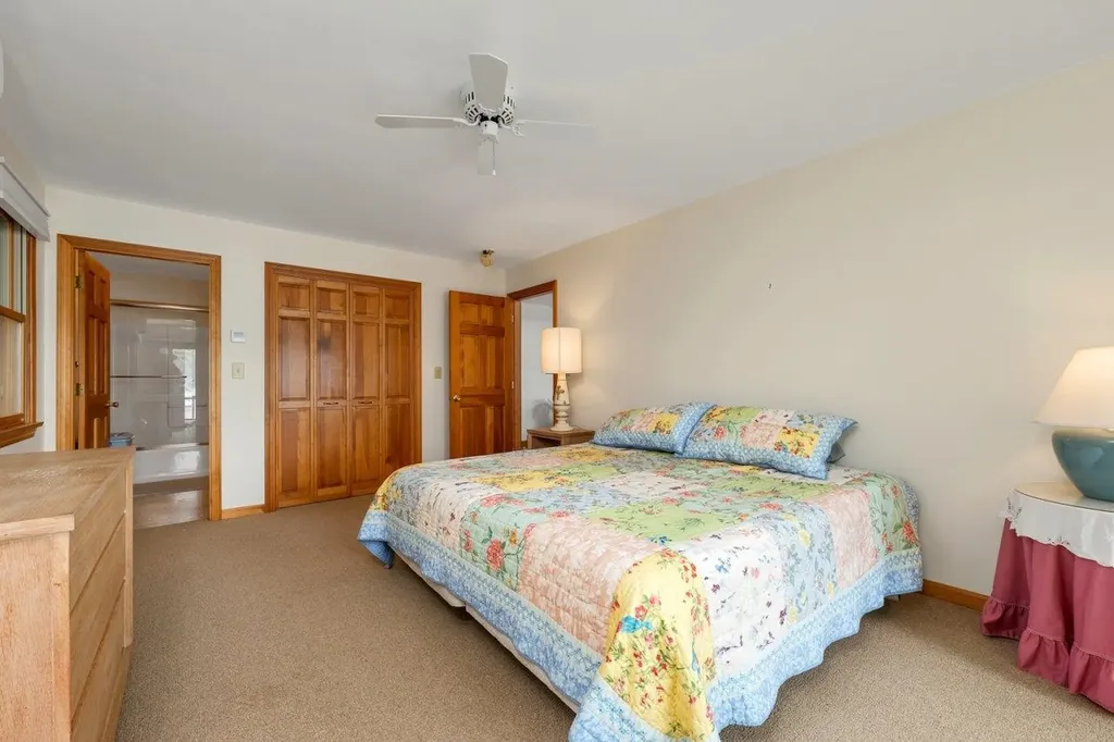 156 Big Barndoor Island Alton NH 03810