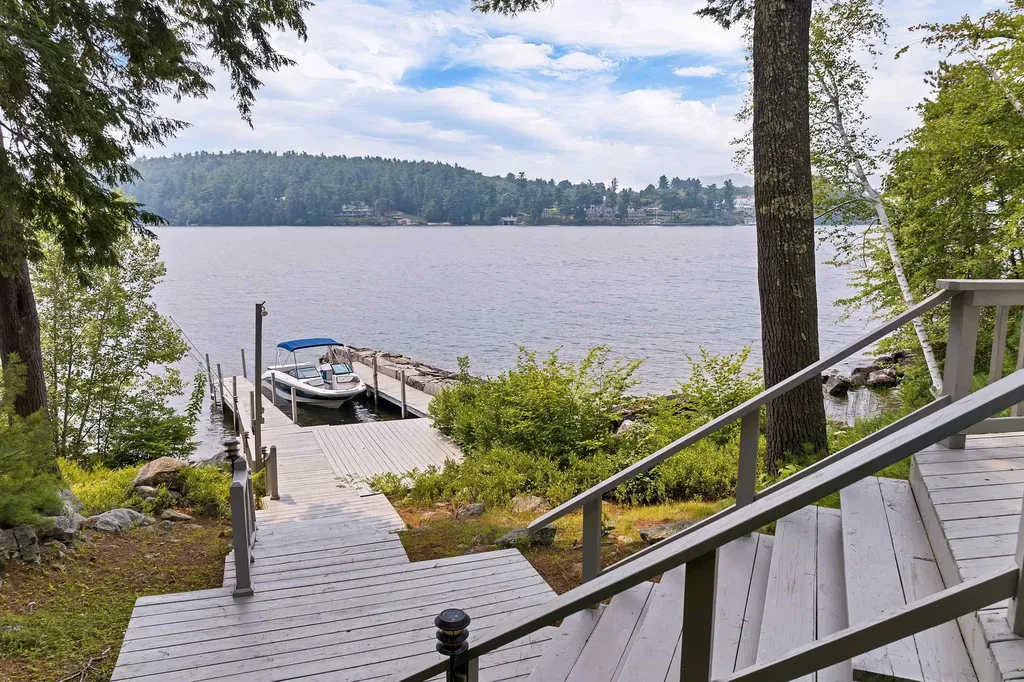 156 Big Barndoor Island Alton NH 03810