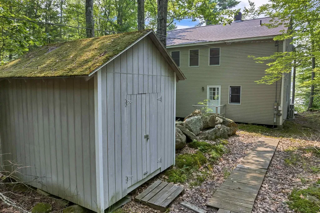 156 Big Barndoor Island Alton NH 03810