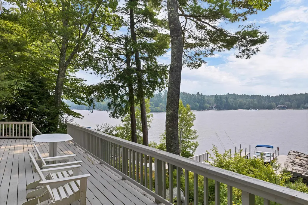 156 Big Barndoor Island Alton NH 03810