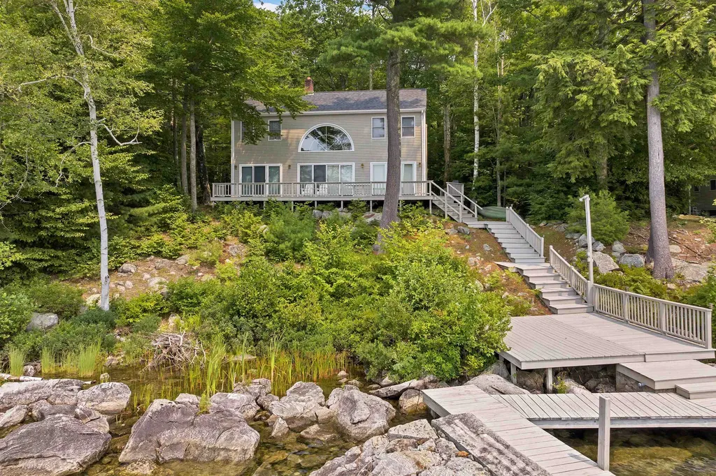 156 Big Barndoor Island Alton NH 03810