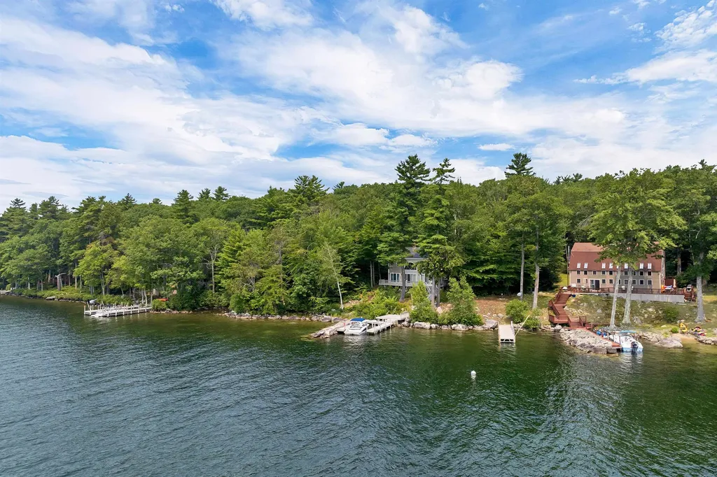 156 Big Barndoor Island Alton NH 03810