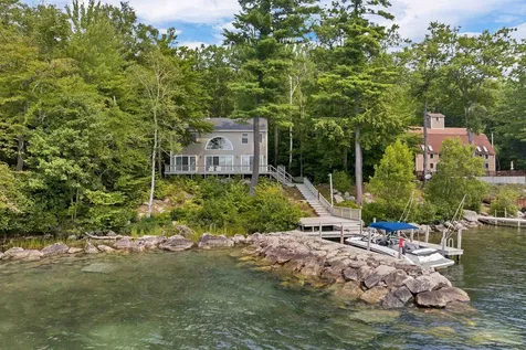 156 Big Barndoor Island Alton NH 03810