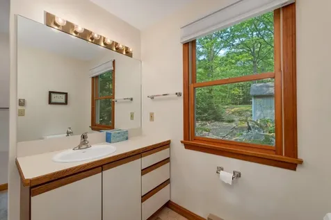 156 Big Barndoor Island Alton NH 03810