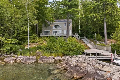 156 Big Barndoor Island Alton NH 03810