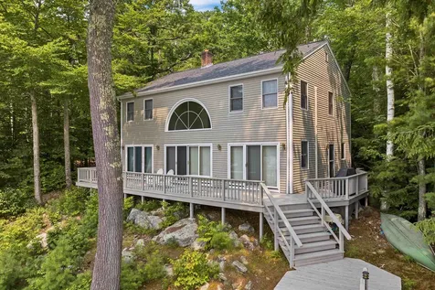 156 Big Barndoor Island Alton NH 03810