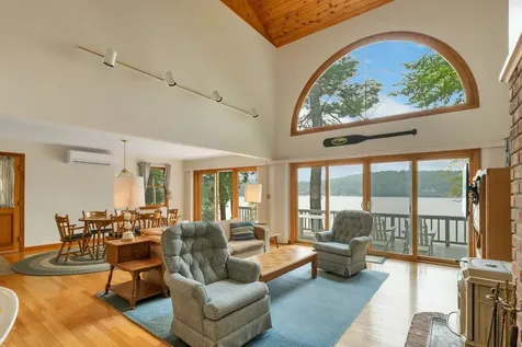 156 Big Barndoor Island Alton NH 03810