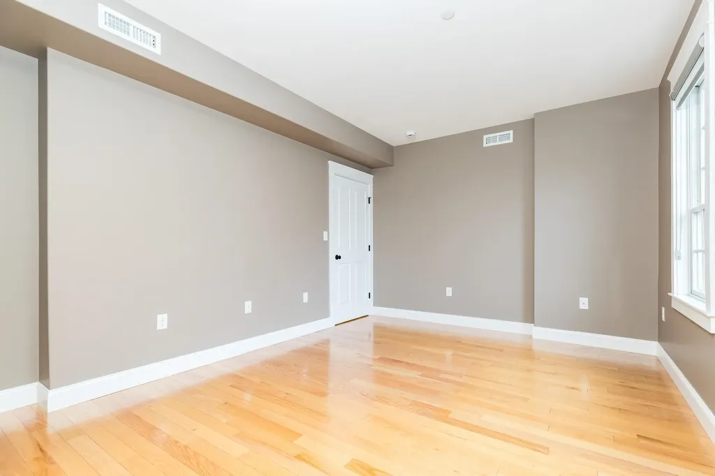 198 Islington Street Portsmouth NH 03801