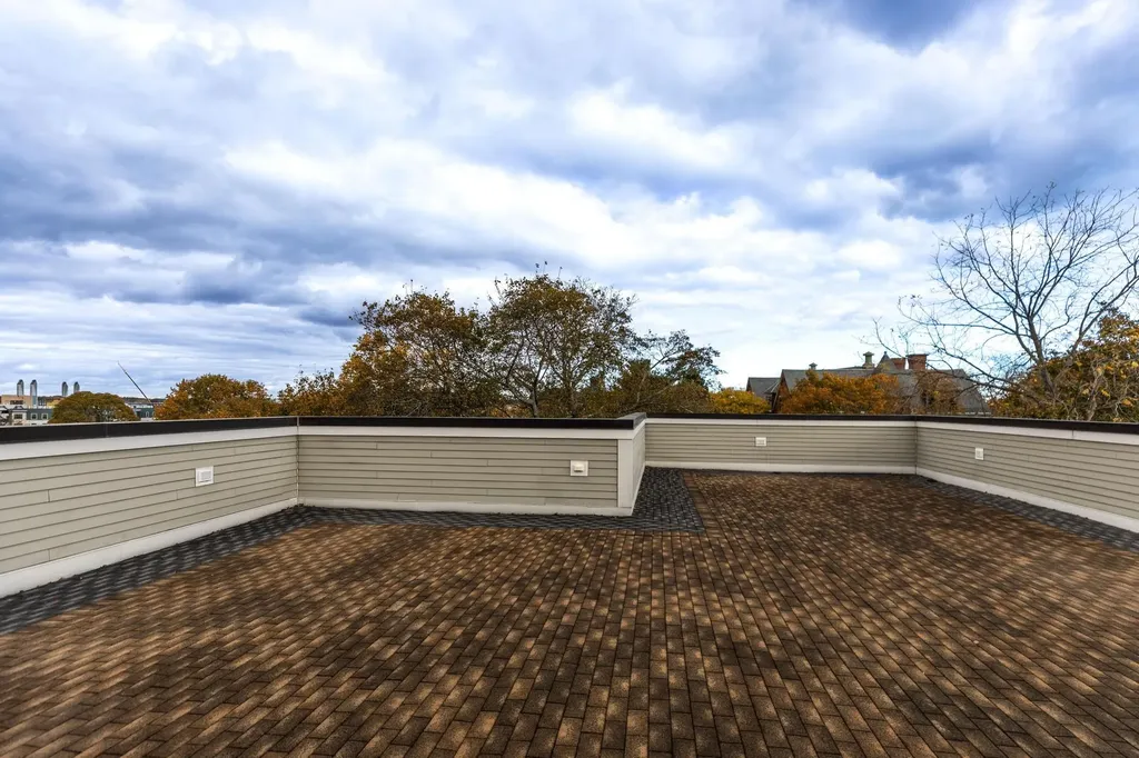 198 Islington Street Portsmouth NH 03801