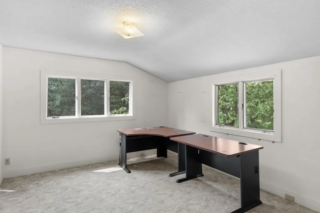 119 Laurel Lane New Boston NH 03070